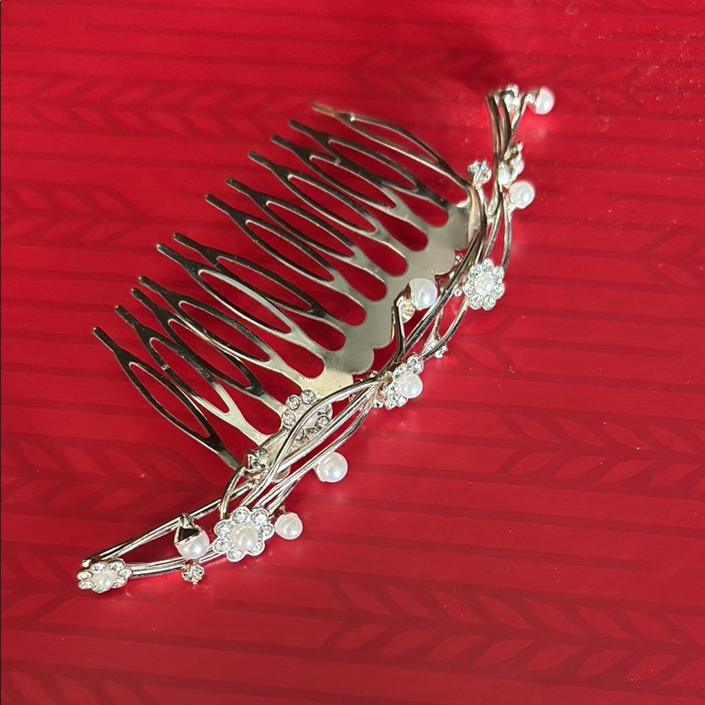 Elegant Hair Comb